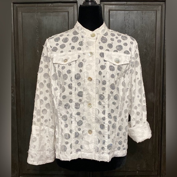 Ruby Rd. White button down blouse Size PM - Picture 1 of 10